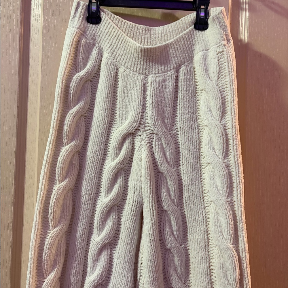 Cable Knit Cream Pants